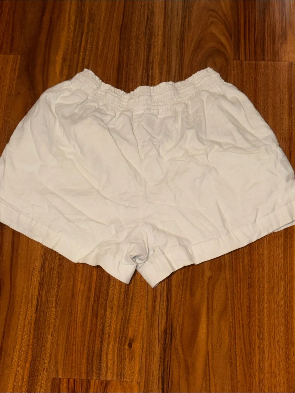 Time and Tru White Elastic-Waist Summer Casual Shorts